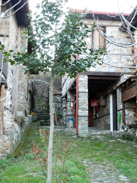 Guesthouse Klearchos Palaios Panteleimonas Buitenkant foto