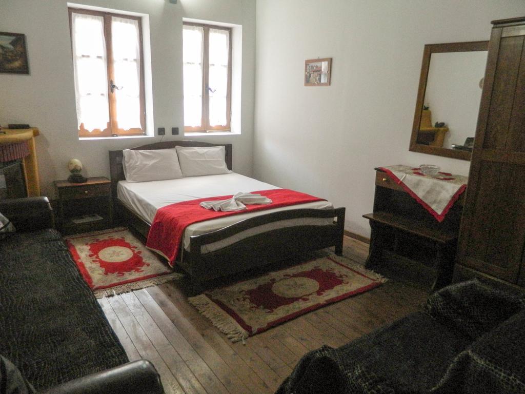 Guesthouse Klearchos Palaios Panteleimonas Buitenkant foto
