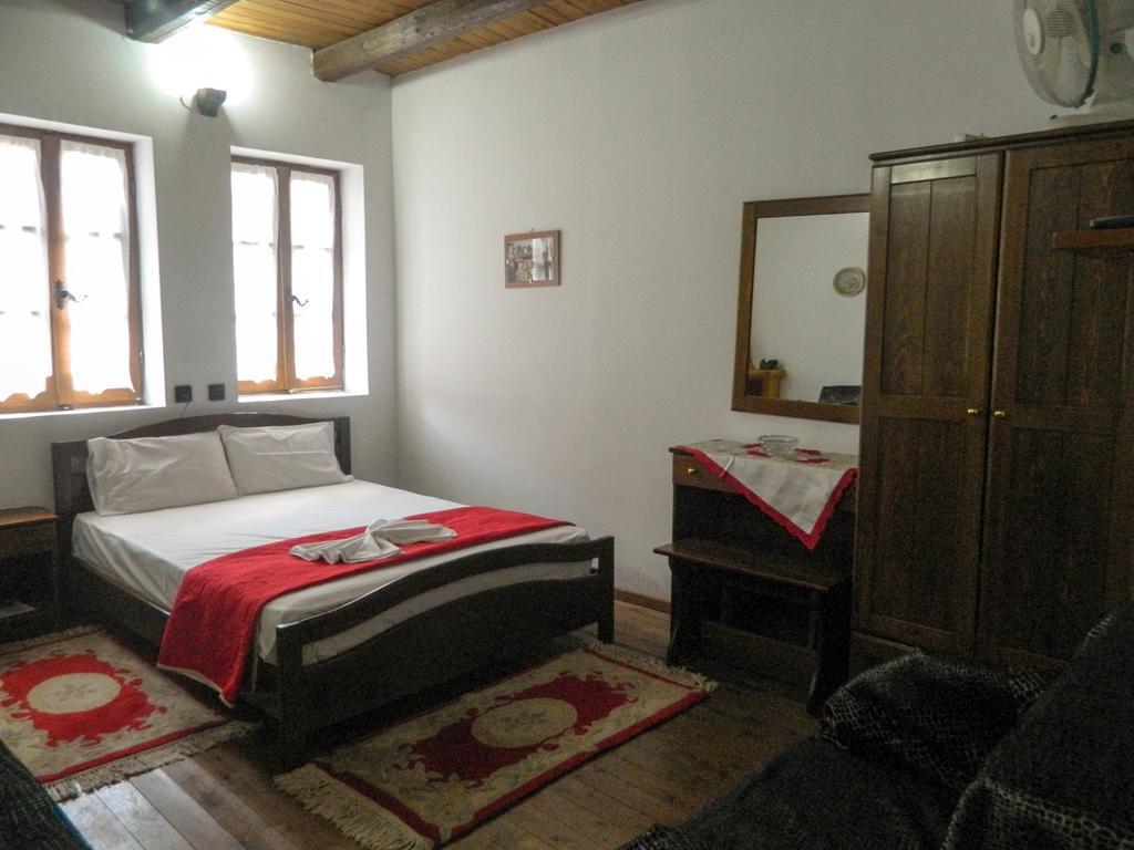 Guesthouse Klearchos Palaios Panteleimonas Buitenkant foto