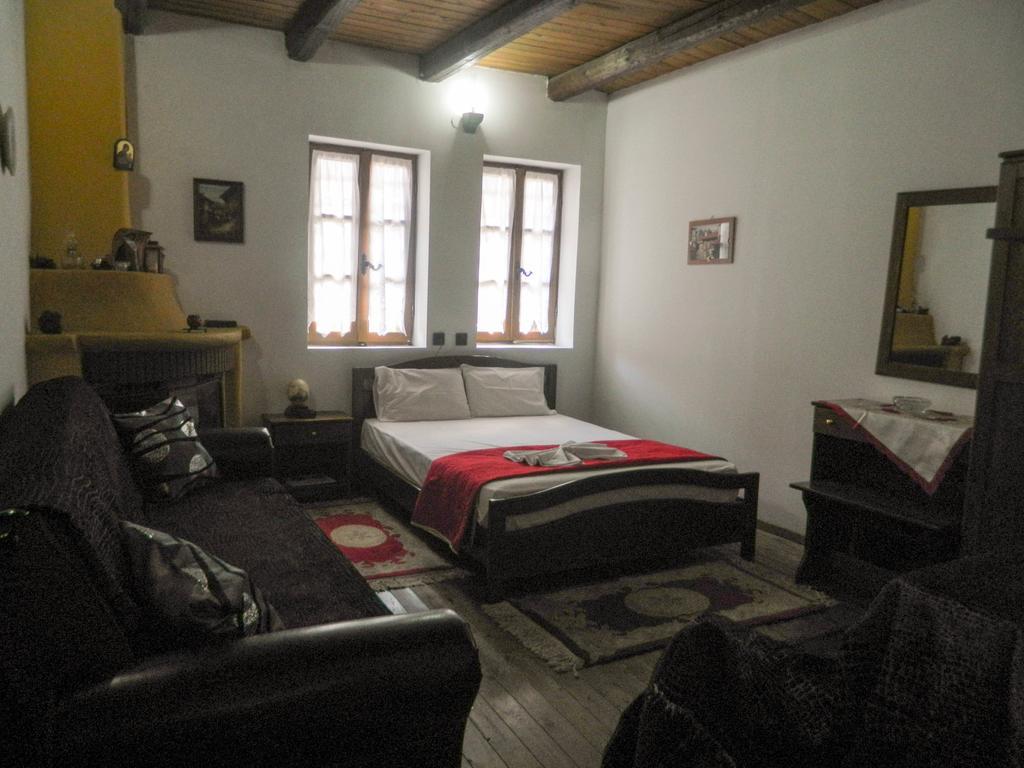 Guesthouse Klearchos Palaios Panteleimonas Buitenkant foto