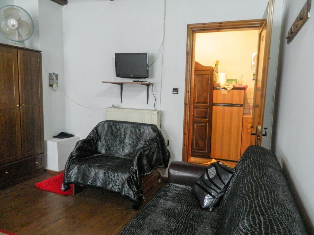 Guesthouse Klearchos Palaios Panteleimonas Buitenkant foto